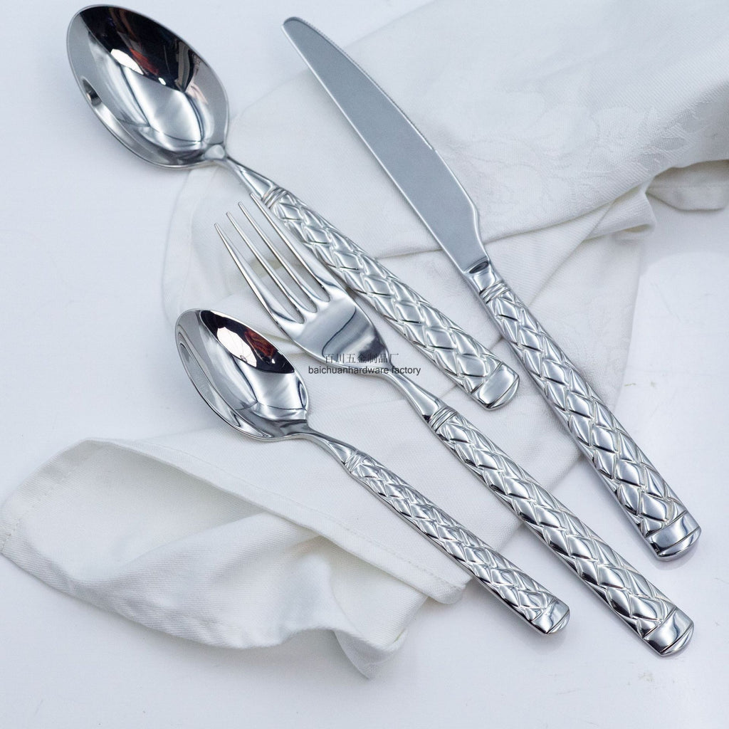 304Stainless Steel Knife Fork Spoon Thickened Forged Relief Tableware Western Steak Knife Fork Dessert Spoon4Piece Suit
