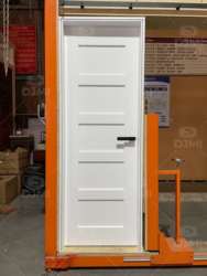 Guangdong Daji Customize Interior Bedroom White Primed Solid Core Wood Single Prehung Interior Shaker Door