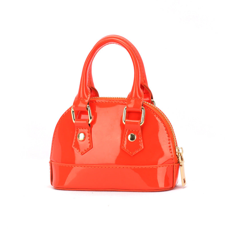 2022New Year's Trendy Fashion Small Bag Women's Shoulder Chain Crossbody Shell Bag