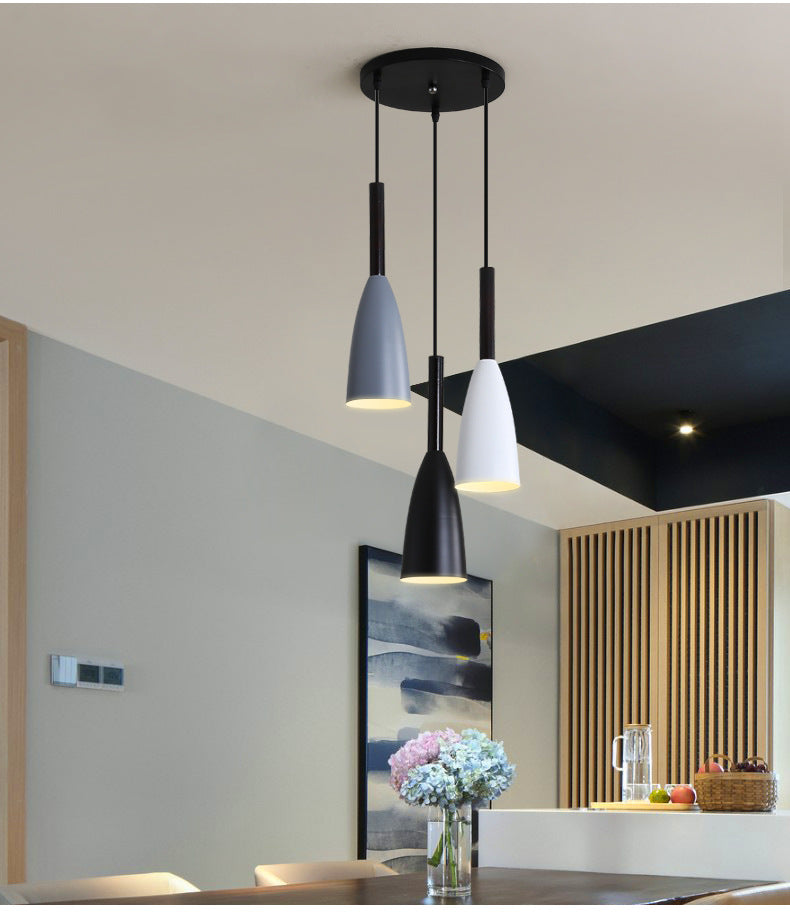 Nordic Restaurant Pendant Light Three-Head Bar Dining Room Table Lamp Creative Personality Bedroom Lamp Modern Minimalist Lighting Fixture