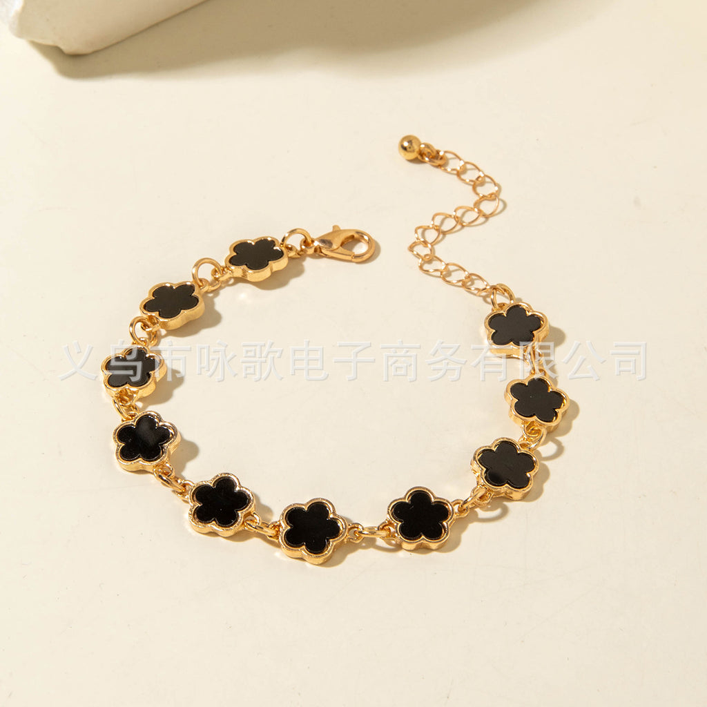 European and American Fashion Alloy Inlaid Diamond Five-Leaf Clover Bracelet Jewelry Three-Piece Set Simple Geometric Smooth Bracelet Wholesale