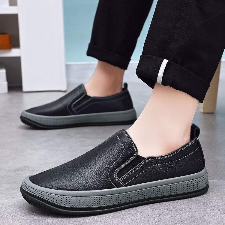 2025Spring Leather Casual Dad Shoes Round Toe Slip-On Leather Shoes Soft Sole Soft Surface Non-Slip Wear-Resistant Men's Shoes