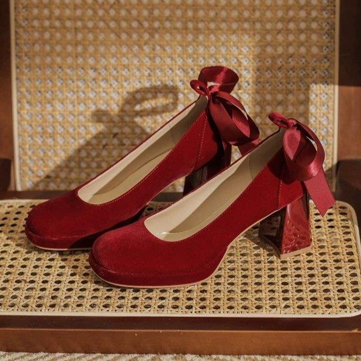Red Thick-Soled Height-Increasing Wedding Shoes for Women2025New Bride Shoes Xiuhe Wedding Dress Dual-use Thick Heel Not Tired Feet High Heels