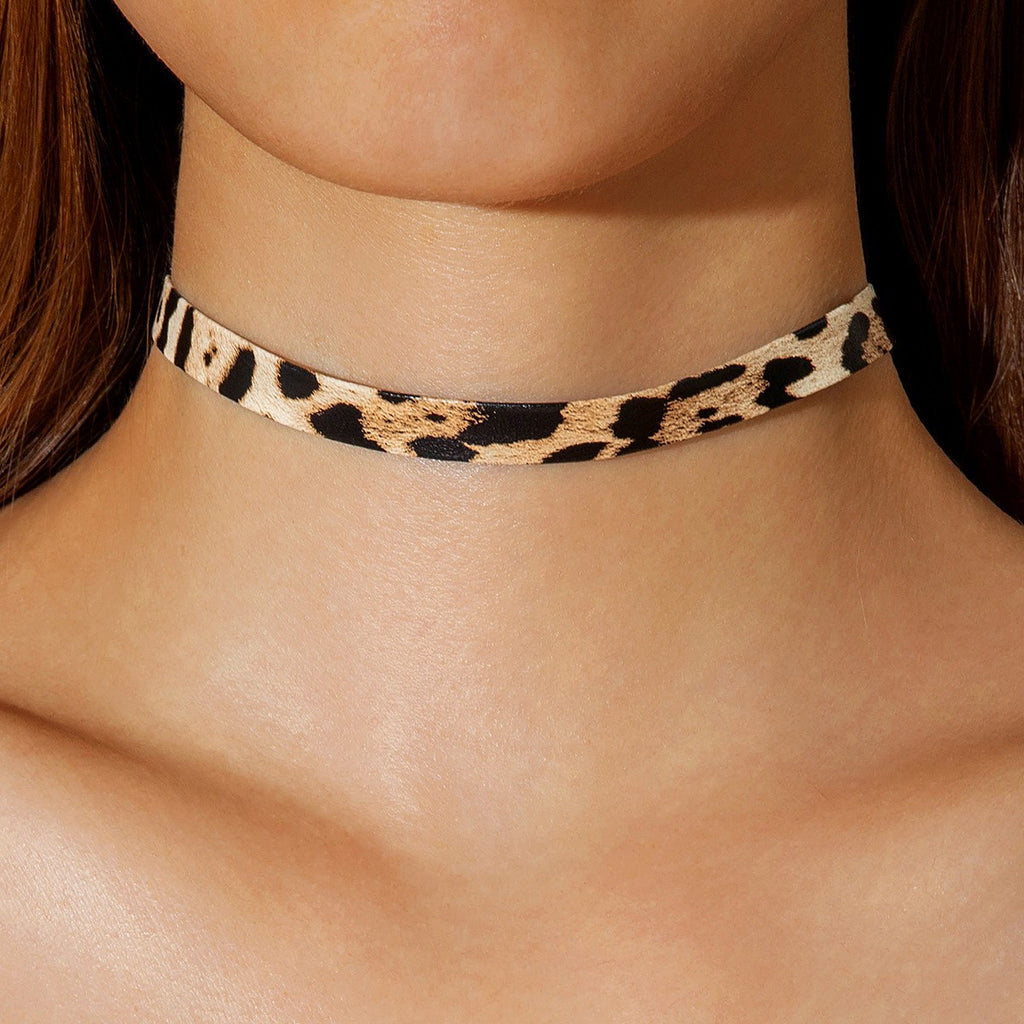 European and American Style Ocean-themed Cross Conch Starfish Pendant Leopard Print Exaggerated Necklace Collarbone Chain Jewelry