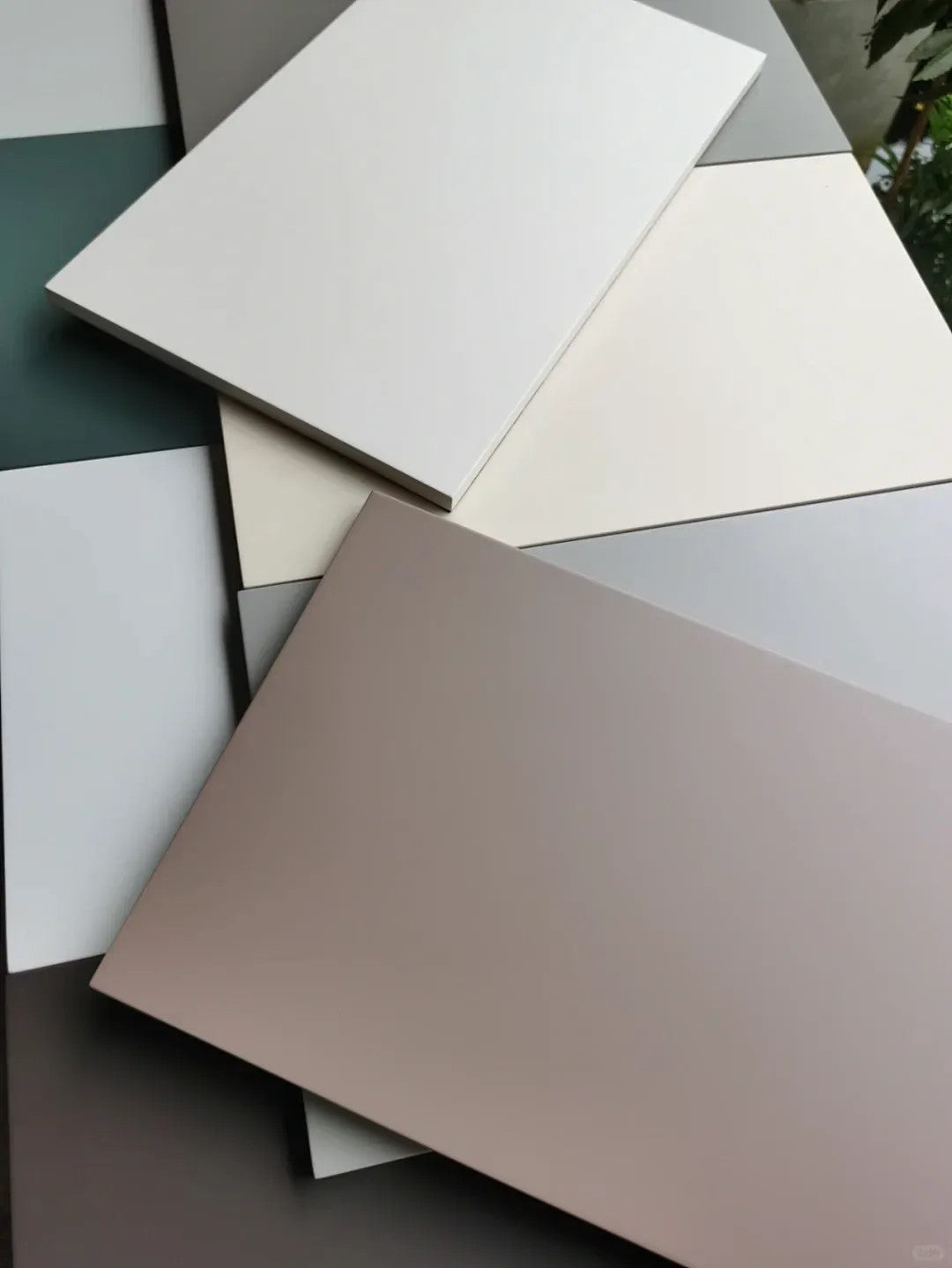 4mm HPL Laminated Calcium Silicate Board Fireproof Moisture & Mold Resistant Durable Lightweight Interior Panel for Exterior Use