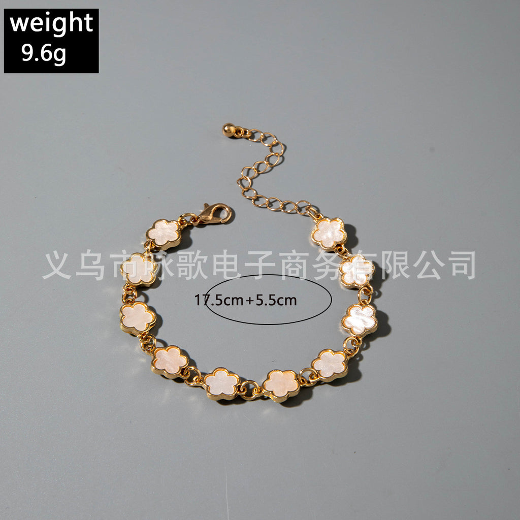 European and American Fashion Alloy Inlaid Diamond Five-Leaf Clover Bracelet Jewelry Three-Piece Set Simple Geometric Smooth Bracelet Wholesale