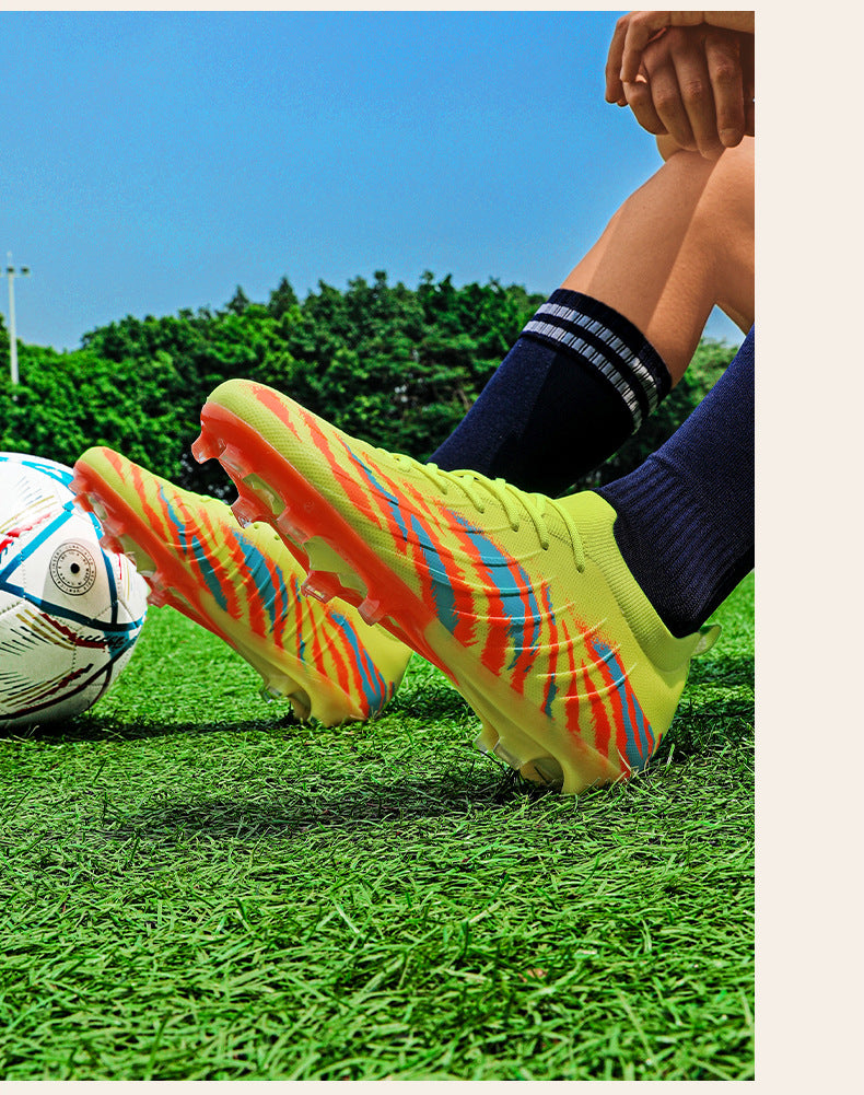 Large Size Authentic Low-Top Soccer Shoes New Wholesale Men's Training Shoes Student Soccer Shoes Spike Shoes Women's