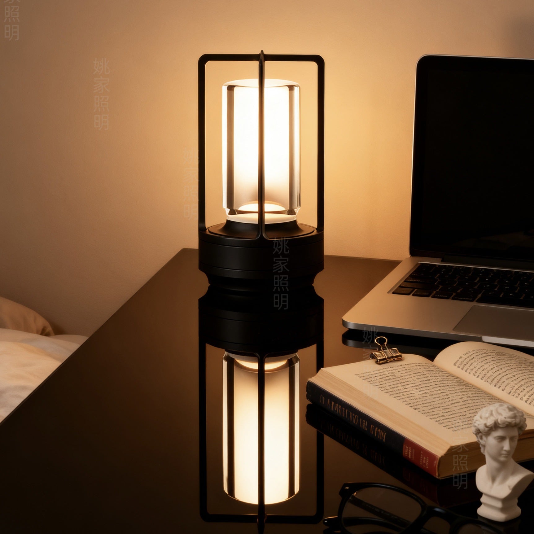 Crystal Cross Table Lamp Decorative Table Lamp Bedside High-end Night Light Internet Celebrity Hot-selling Living Room Dining Room Atmosphere Light