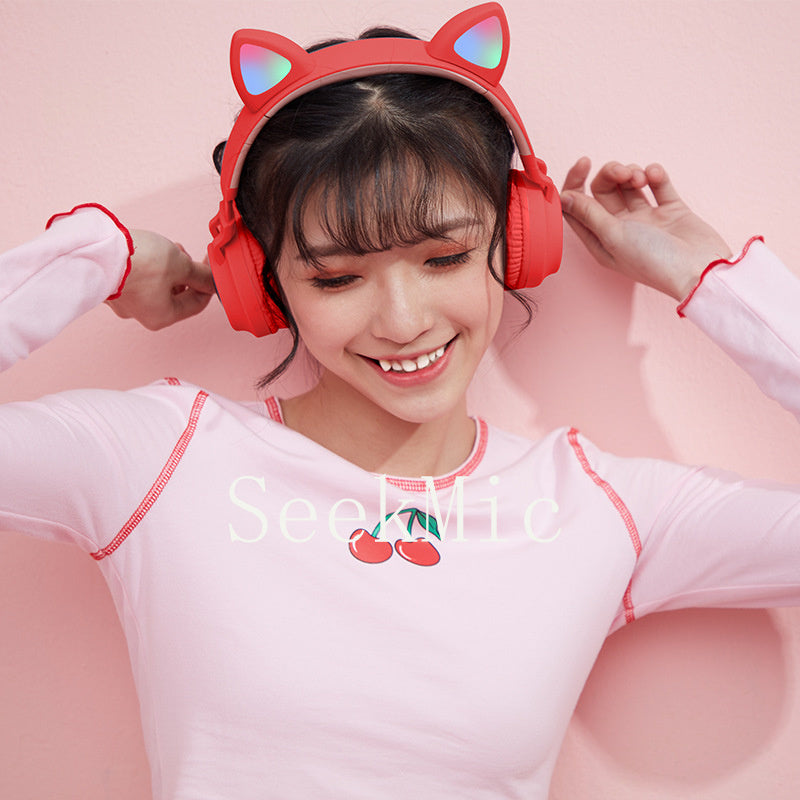 Hot-selling Wireless Bluetooth Cute Over-ear Headphones with Long Battery Life