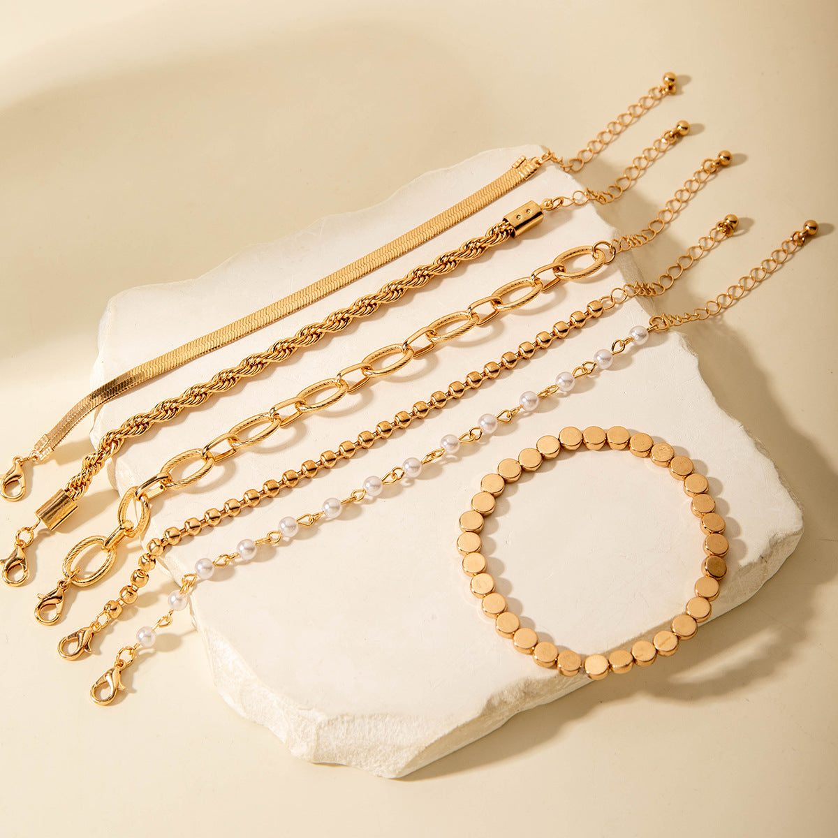 Fashionable Versatile Bracelet with Rhinestones and Imitation Pearl Set Ornament Wholesale Bracelets