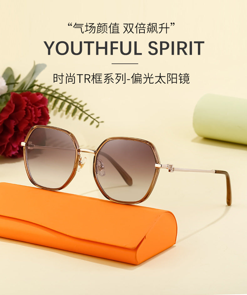 2025New European and American Fashion Square Frame Polarized Sunglasses for Women, Trendy Street Style, Sun Protection Sunglasses for Women Wholesale