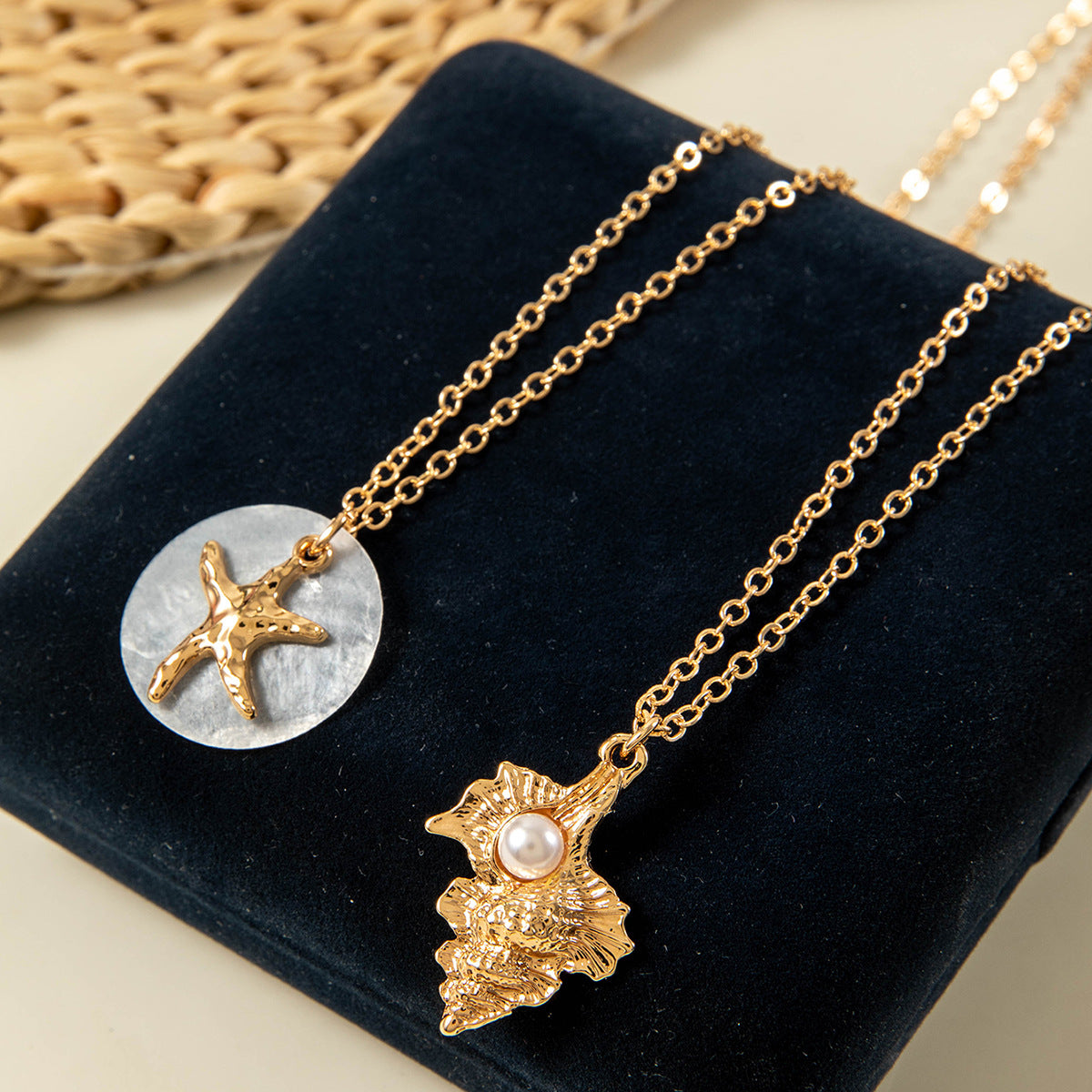 Jewelry Beaded Necklace Beach Imitation Pearl Necklace Starfish Shell Retro Vacation Small Multi-layer Necklace for Women