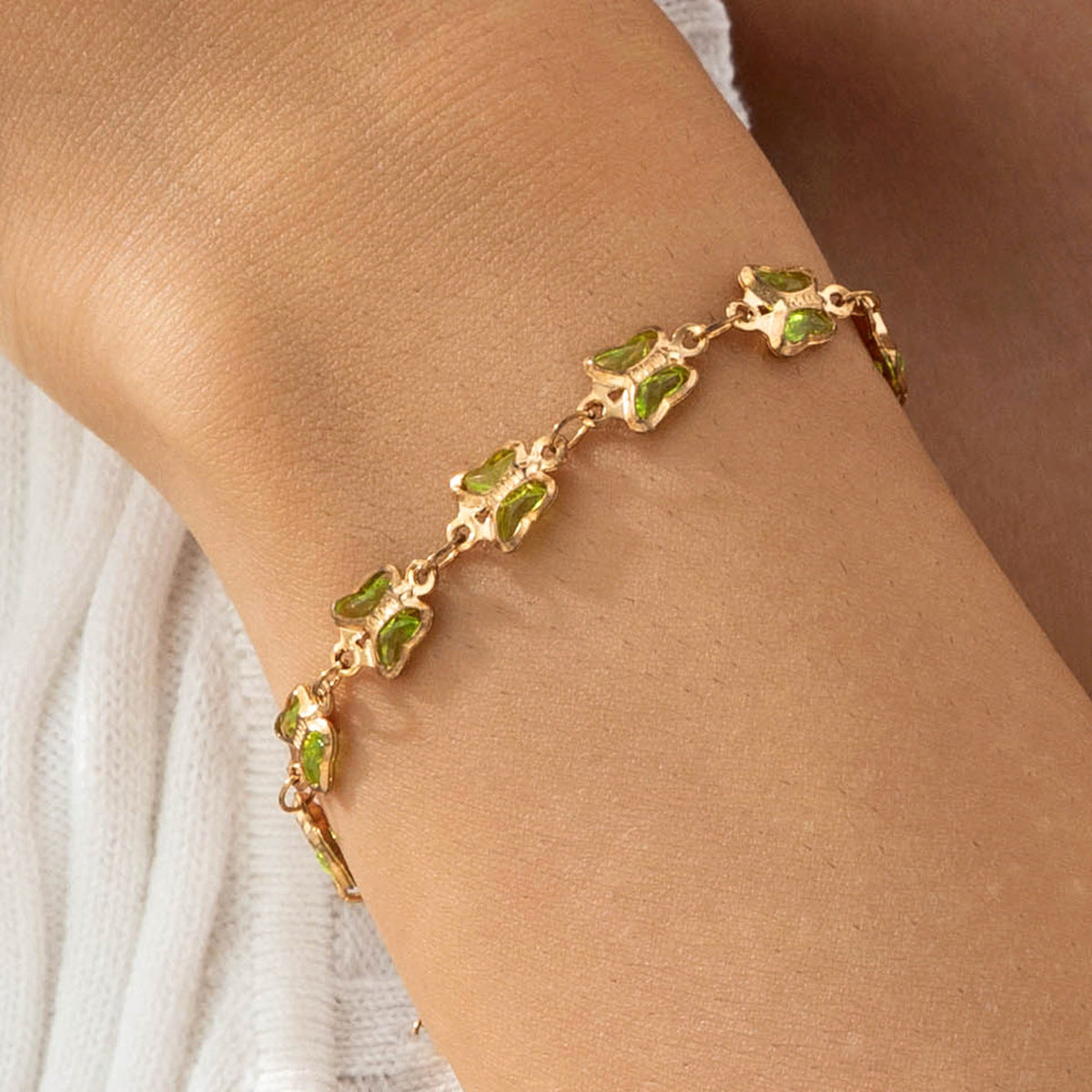 European and American New Style Green Zircon Niche Personality Retro Inlaid Diamond Short Necklace Collarbone Chain Choker chocker Female