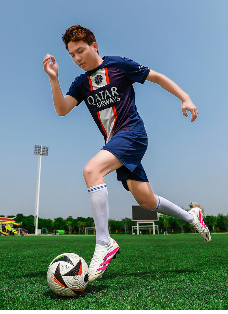 2025New Football Shoes for Men and Women, Youth Students, Fashionable and Comfortable, Long Spikes, Low-top, Factory Direct Sale