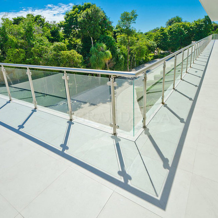 China Factory Cheap Stainless Steel Glass Balcony Railing Design