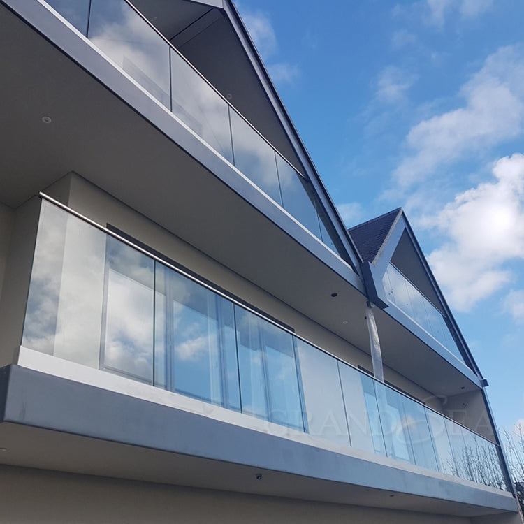 Outdoor Stainless Steel Balcony 12mm Glass Railing Balustrade Designs
