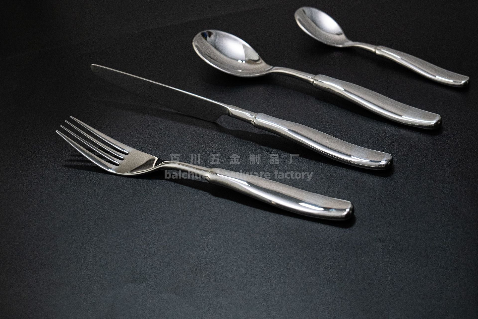 304Stainless Steel Knife Fork Spoon Thickened Tableware Western Hotel High-end Aesthetic Steak Knife Fork Spoon Forged Design